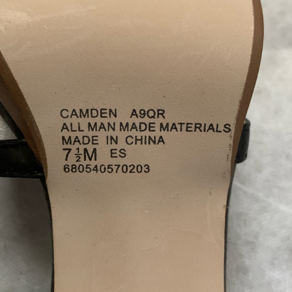 New Mudd Black Strappy Women's Heels - Picture 4 of 4
